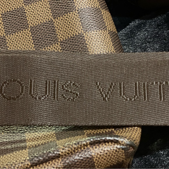 🔥Sale Louis Vuitton pre-loved good condition.🔥 - Picture 7 of 16